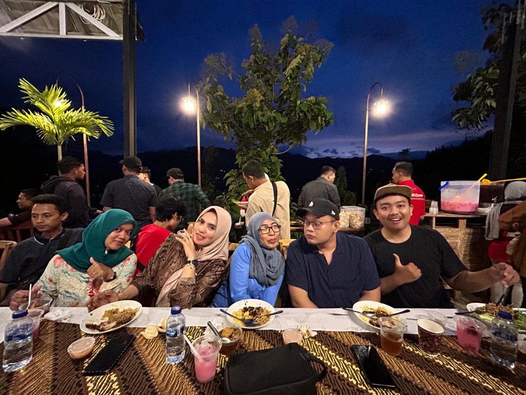 Rekomendasi Buka Puasa di Kedai Bukit Rhema