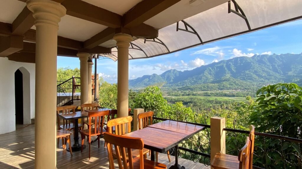 Tempat Makan dekat Svargabumi