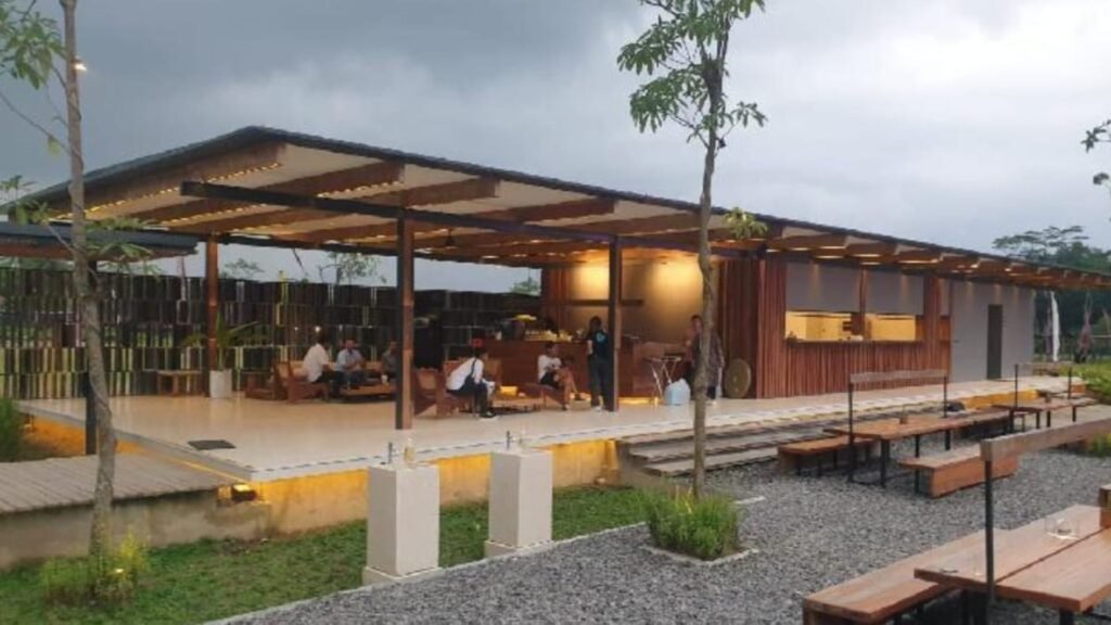 tempat makan instagramable terdekat